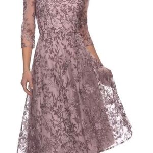 La Femme tea length embroidered lace dress size 4 dusty lilac